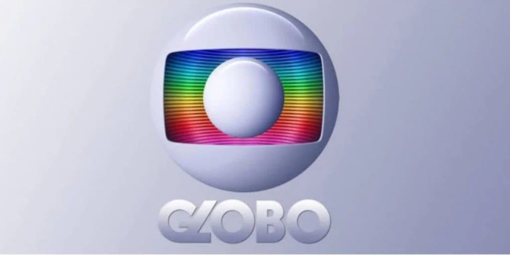 Repórter da Globo passa sufoco ao vivo em praia, sofre acidente cruel e imagens assustam: "Perigoso"