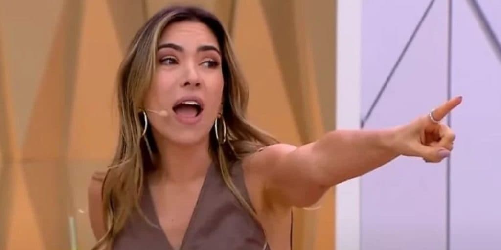 Patrícia Abravanel fica chocada com 'briga' ao vivo no Vem Pra Cá e ordena: "Para tudo"