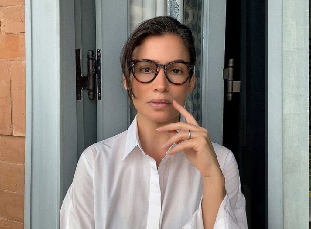 "É angustiante e doloroso", Renata Vasconcellos desaba nos corredores da Globo e detona quem é Bonner