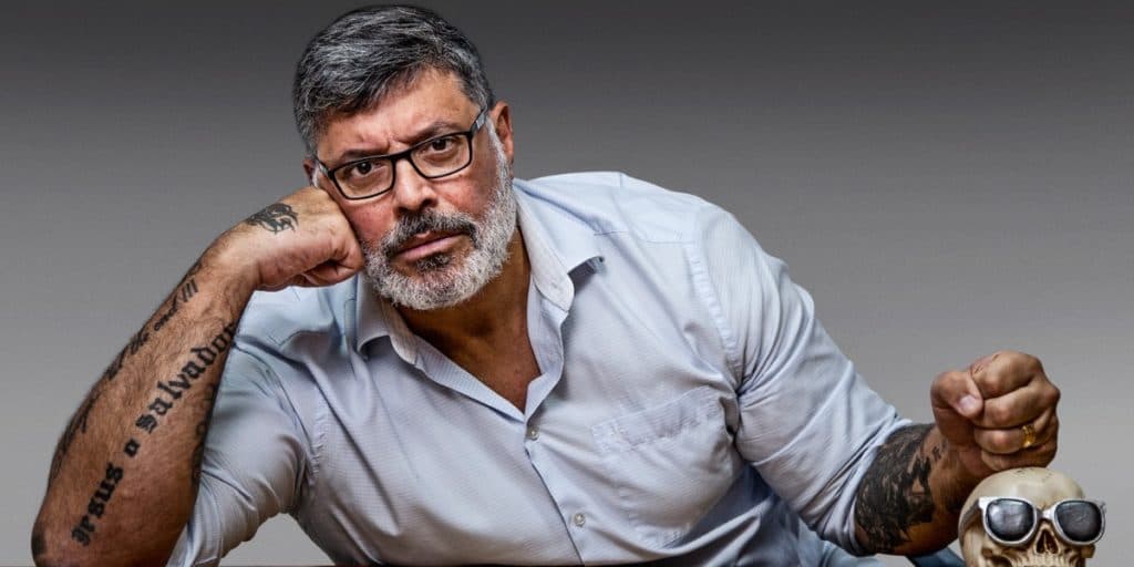 "Cheguei a queimar uma bíblia", Alexandre Frota expõe vício em drogas e fundo do poço: "Era para ter morrido"