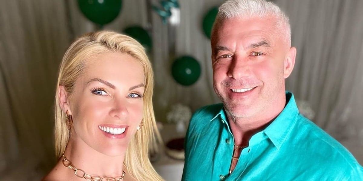 Marido de Ana Hickmann expõe atitude de Simaria e apresentadora choca com vídeo ao lado da cantora: "Eu guardei" Marido de Ana Hickmann expõe atitude de Simaria e apresentadora choca com vídeo ao lado da cantora: "Eu guardei"