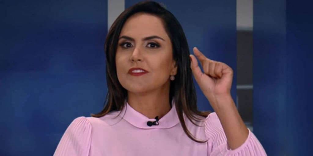 Carla Cecato, demitida da Record, surge em vídeo alfinetando Anitta e não perdoa: "Inversão de valores''