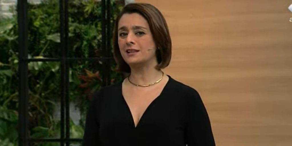 "Faleceu", Catia Fonseca anuncia morte de famoso na Band e entra em choque com imagens de acidente: "Assustador"