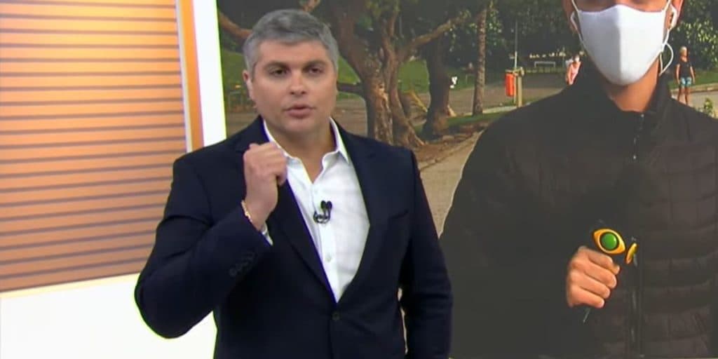 Joel Datena cruzou as mãos para noticiar um caso fortíssimo