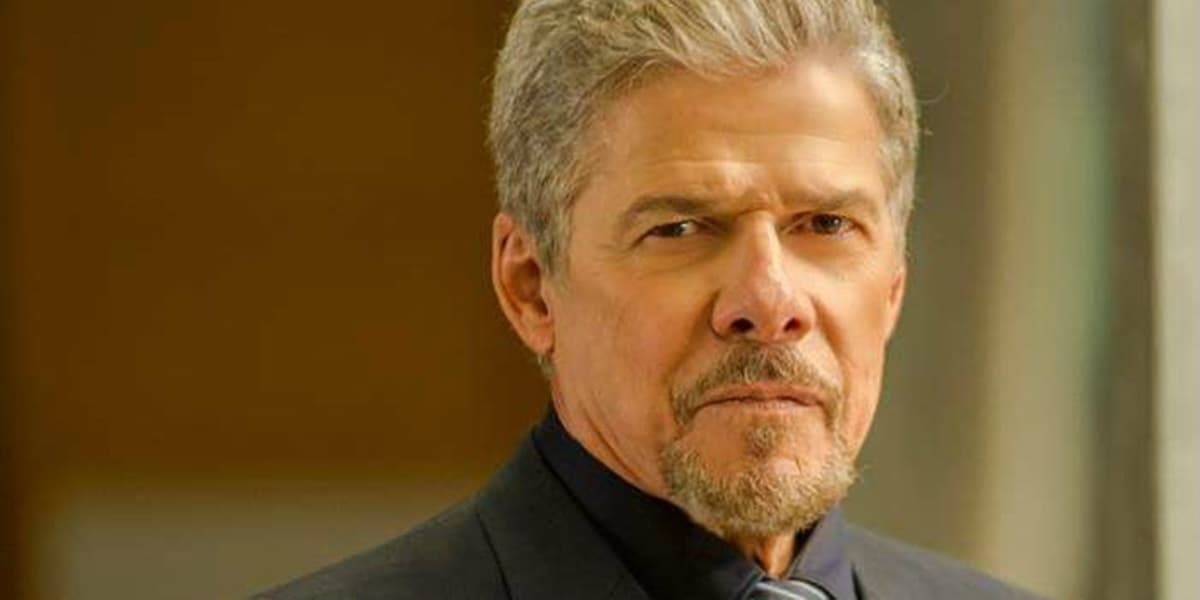 José Mayer lamentou personagem que deu azar em sua carreira (Foto: Reprodução / TV Globo)