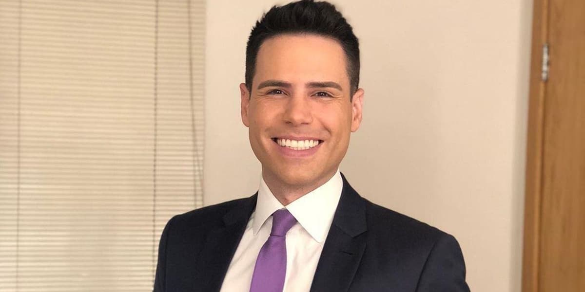 "Morto", Luiz Bacci confirma morte de famoso e desmorona em textão oficial: "Minha solidariedade a todos"