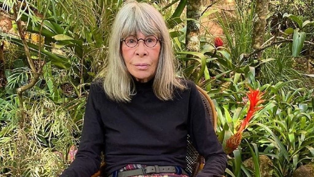 Com câncer no pulmão, Rita Lee, aos 73 anos, tem foto avassaladora e aparência gera choque: "Rezando muito"
