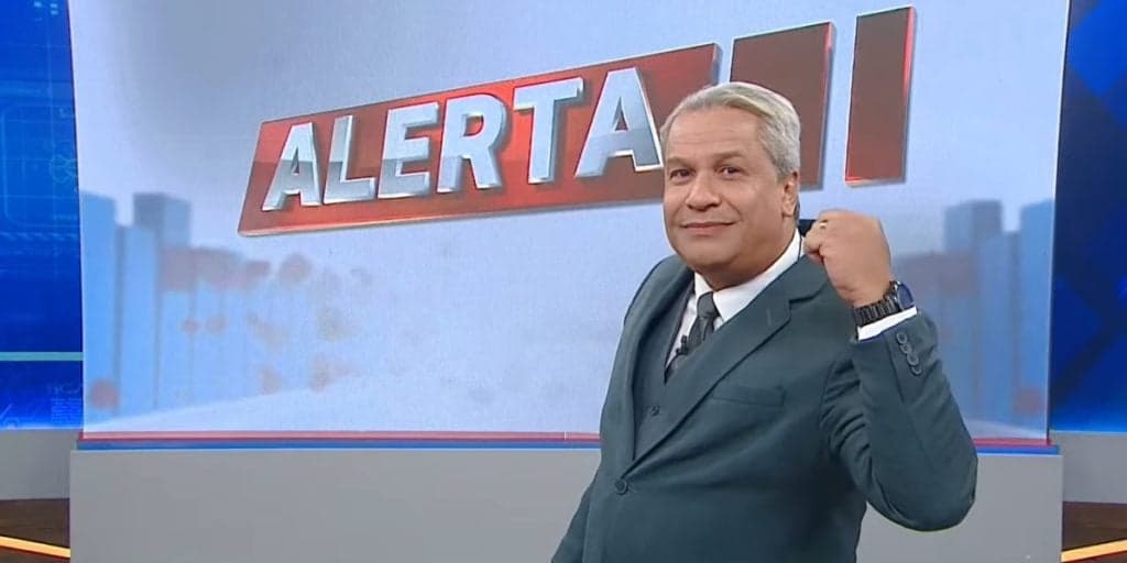 Aqui está a prova que salário de Sikêra Jr. na RedeTV é maior que o de Datena e Luiz Bacci