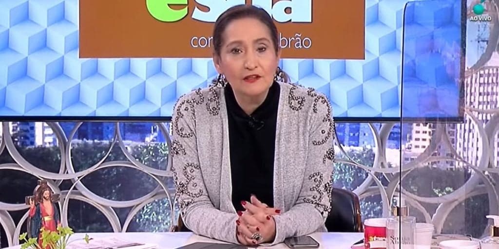 Sonia Abrão recebe recado de famosa ao vivo, não gosta do que ouve e explode: "Faça o que você achar melhor"