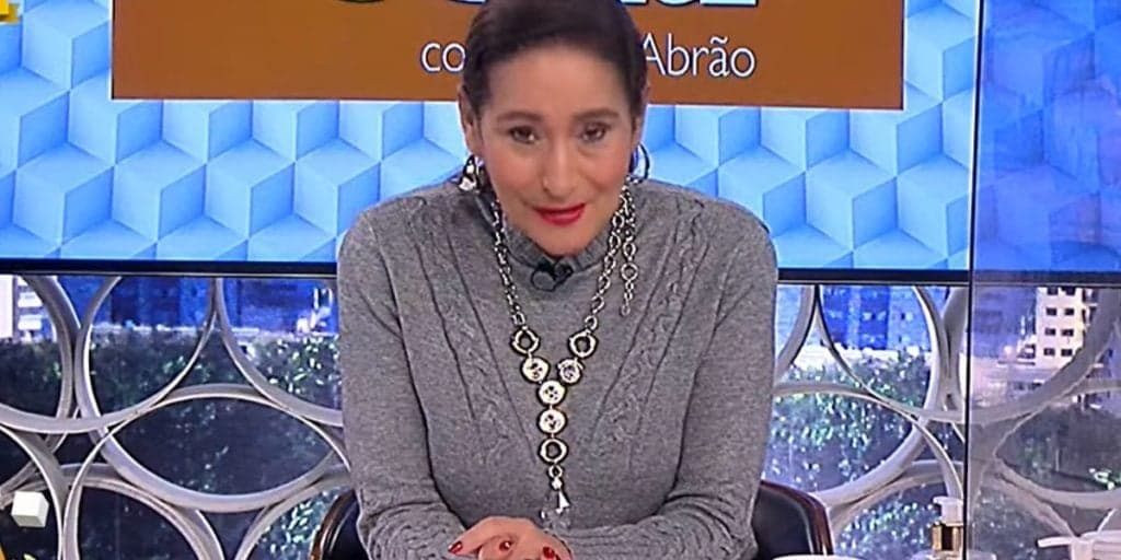Sonia Abrão massacra estrela da Globo, expõe situação gravíssima e bate na bancada: "Resolve as coisas aqui"