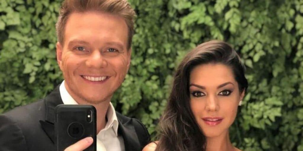 Antes de conhecer Thais Fersoza, Michel Teló saiu de casamento