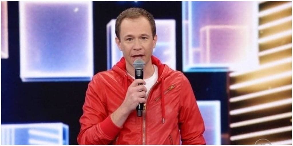 Tiago Leifert quebra o silêncio após expulsão de Faustão e detona realidade: "A Globo"
