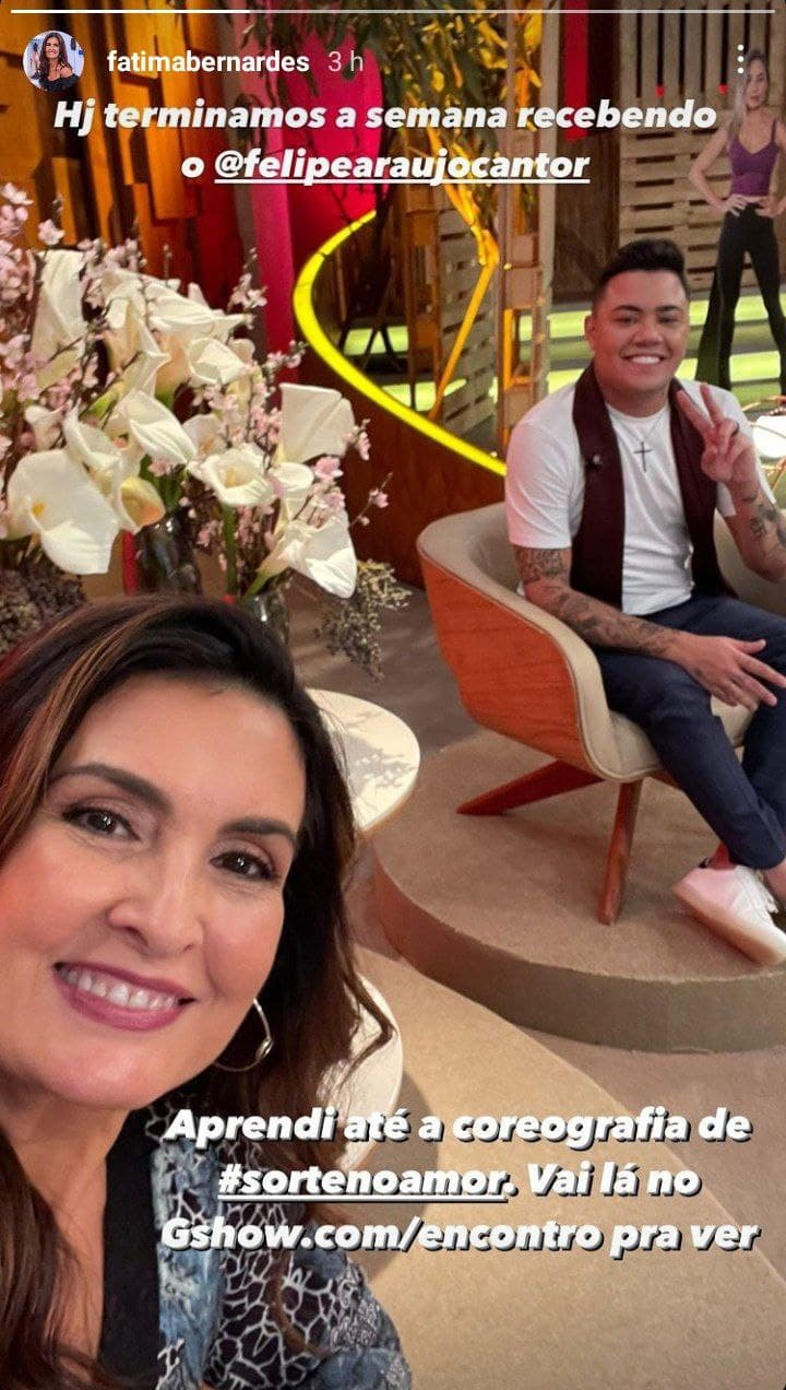 Fátima Bernardes posou com Felipe Araújo (Foto: Reprodução)