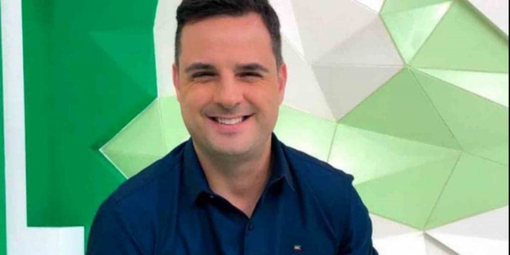Esposa de comentarista do Jogo Aberto, de Renata Fan, suplica por orações após o marido contrair doença mortal
