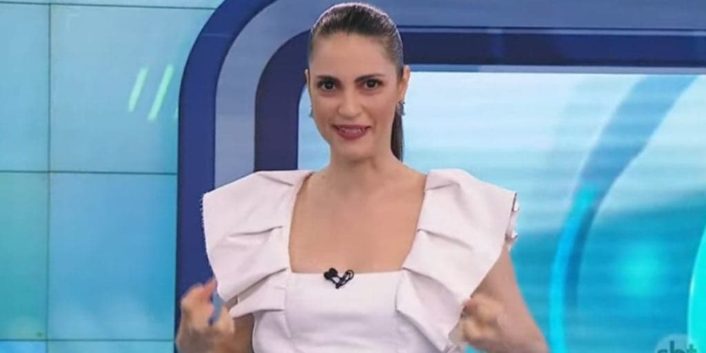 Chris Flores vê volta de apresentadora para o SBT, detona parceira ao vivo e expõe confusão: "Ela atraí"