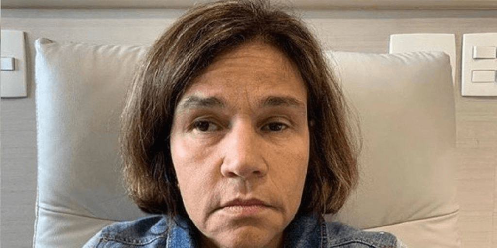 Claudia Rodrigues é internada às pressas, tem cefaléia, confusão mental e comunicado urgente é divulgado