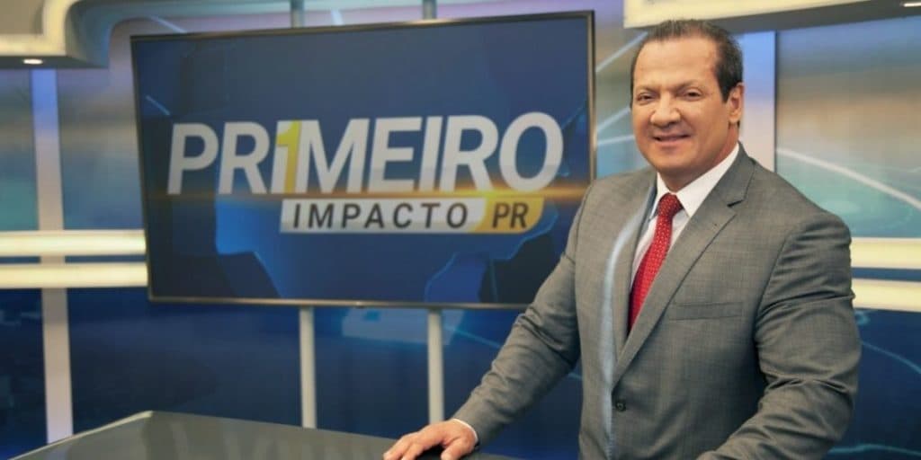 Apresentador do SBT superdotado, arranca a roupa em público em frio de 2º e tamanho gigante impressiona: "Um braço"