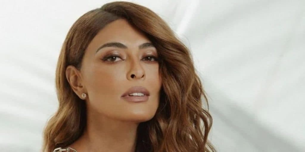 Juliana Paes arranca o sutiã, dá zoom onde não deve e deixa seio de fora: "Gostosa"