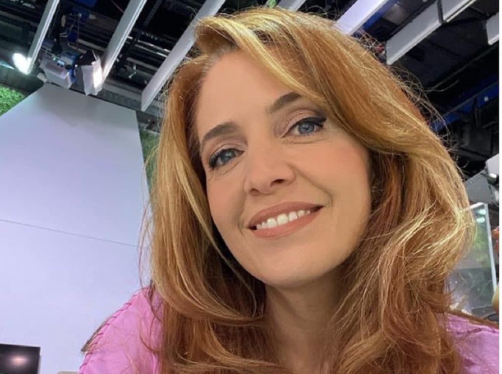 Poliana Abritta, do Fantástico, ganha declaração de parceira e assume relação aos beijos: "Nosso jeito"