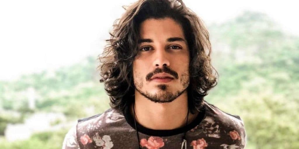 "Fiquei com homem", diz Douglas Sampaio que ainda detona Mara: "Espalhava cocô e menstruação na parede"
