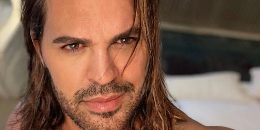 Acusado de dar em cima da esposa de Leonardo, Eduardo Costa quebra silêncio e confirma: "Conversas particulares"