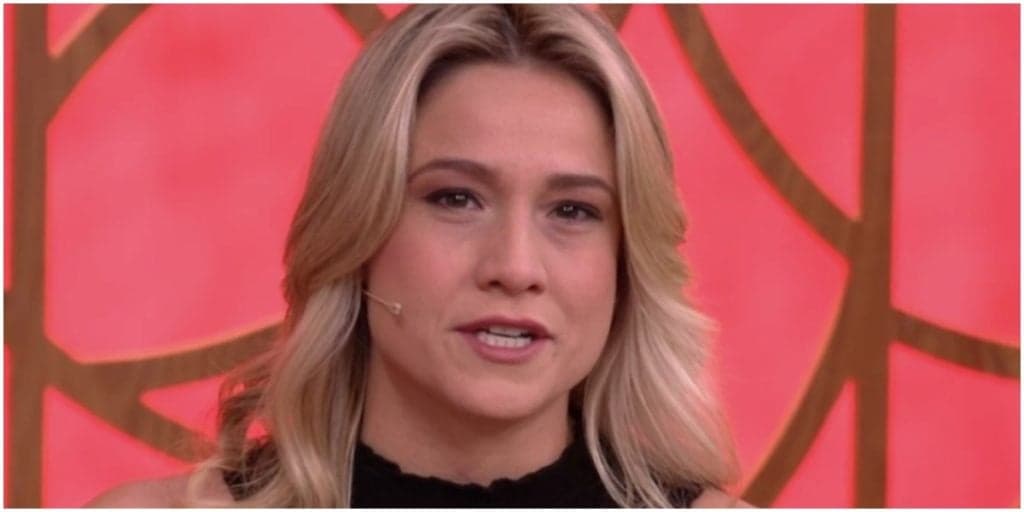 Fernanda Gentil, após despedida da Globo, vê conversa vazar e áudio bomba ser exposto: "Tá bom?"