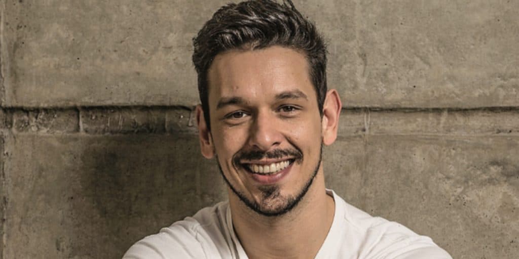 "O sexo é lindo", João Vicente expõe intimidade, revela que ganha muitos nudes e detona: "Adoro"