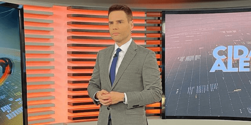 Bacci se mete onde não é chamado, diz o que pensa ao vivo na Record e detona: "Confusão"