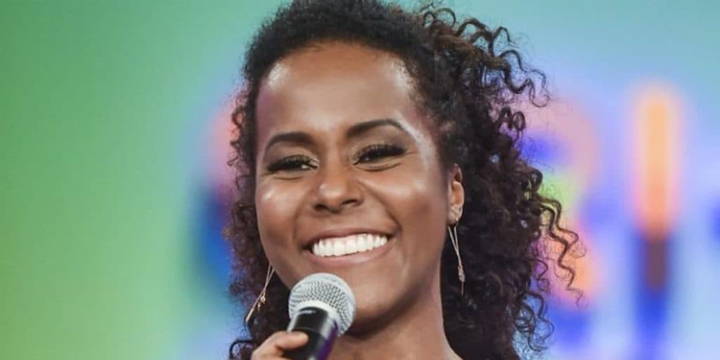 Maju se depara com cenário destruidor na Globo, é colocada no lugar de Bonner e surta: "Isso aqui é um canhão"
