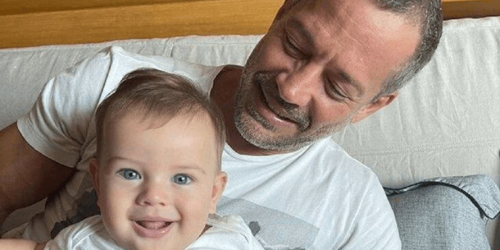 Filho de Malvino Salvador vai parar na UTI, ator entra em desespero e mãe da criança desmorona em público: “Piorou”