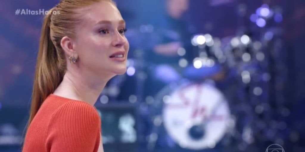 Marina Ruy Barbosa desaba em lágrimas no Altas Horas e explica motivo do choro: "Fiquei aos prantos"