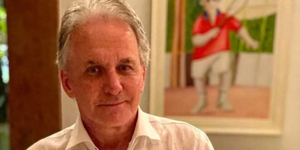 Após ser diagnosticado com doença mortal, Otávio Mesquita assume novo namoro: "Novas emoções"