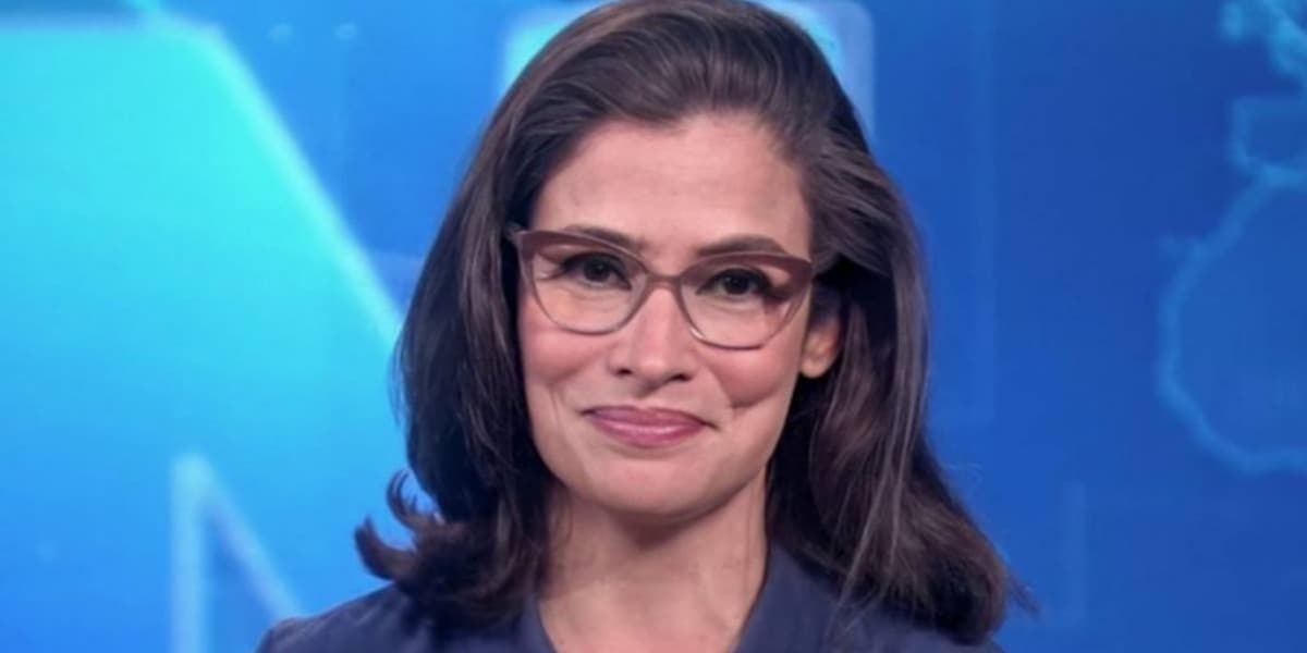 Renata Vasconcellos precisou deixar JN e substituta tomou seu lugar (Foto: Reprodução)