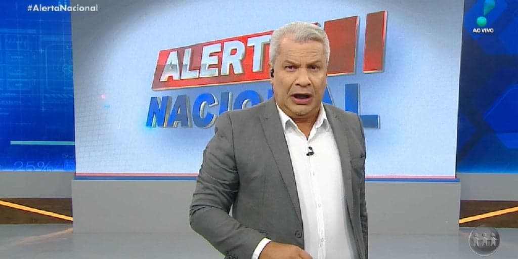 Sikêra Jr. recebe a pior notícia possível na RedeTV! e destino do apresentador é decretado no canal