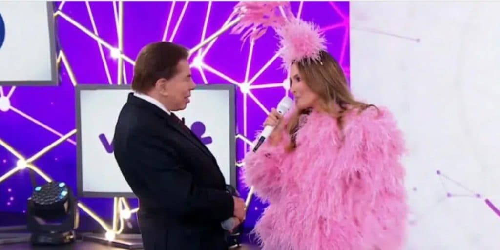 Silvio Santos, após polêmica com Claudia Leitte, renova contrato milionário com a cantora