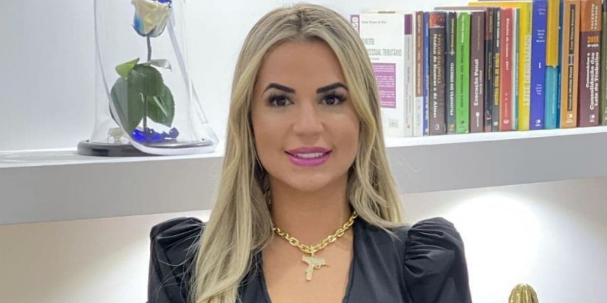 Deolane Bezerra passa por cirurgia (Foto: Reprodução)