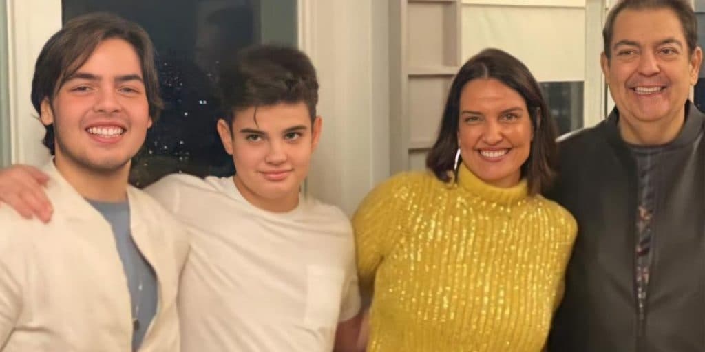 Filho de Faustão é flagrado na Europa e recebe declaração de rapaz: "Galã demais"