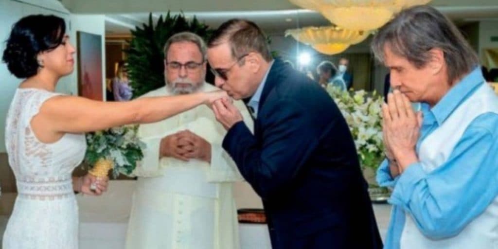 Roberto Carlos, em meio a câncer sem cura, deixa isolamento para ir ao casamento do filho