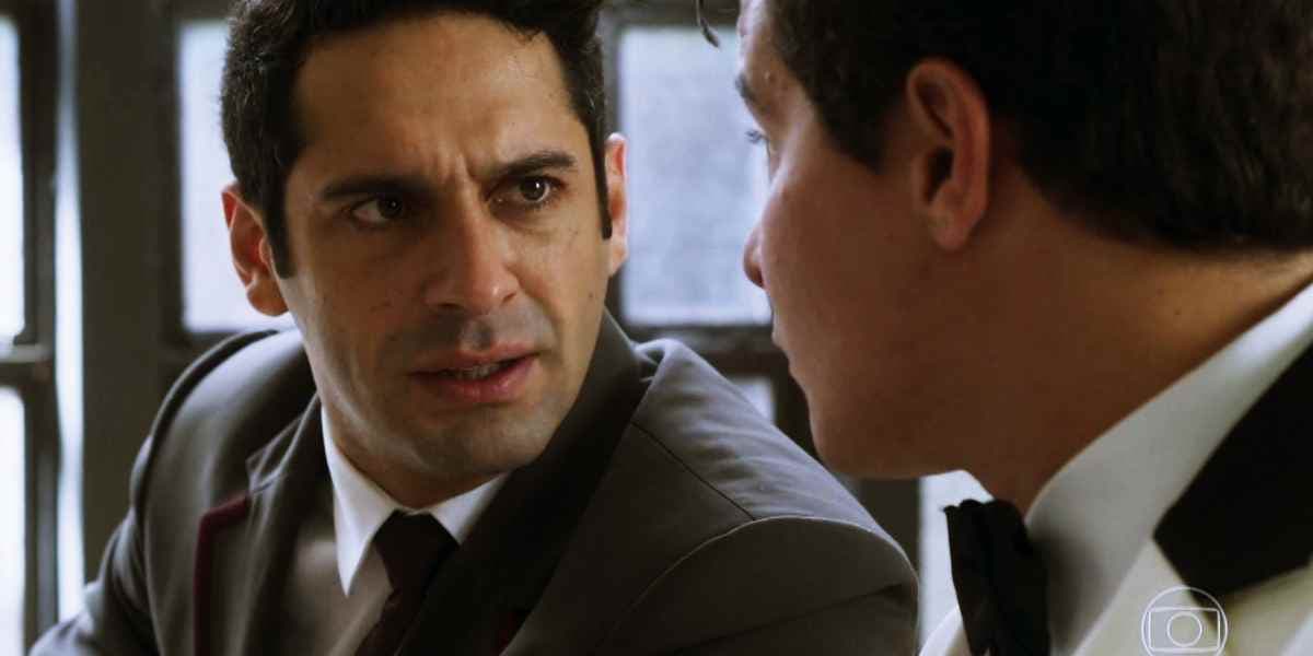Agnaldo (João Baldasserini) na novela Pega Pega (Foto: Reprodução/Globo)
