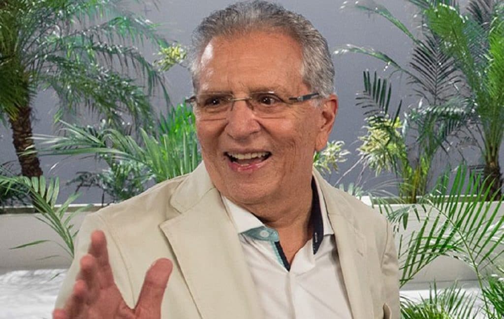 Carlos Alberto, após perder estrela da Praça para a Globo, se vinga e rouba fenômeno para o SBT