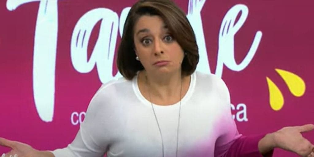 Catia Fonseca quebra protocolo ao vivo, explode na Band e toma atitude às pressas: "Ah, pelo amor de Deus"