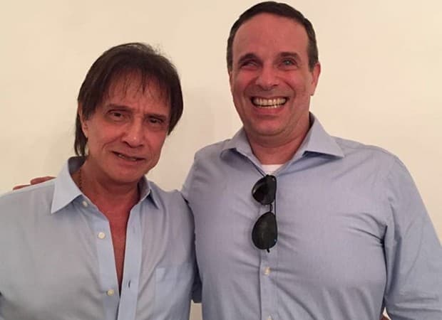 http://tvfoco.uai.com.br/wp-content/uploads/2015/05/Daniela-Mercury.jpg