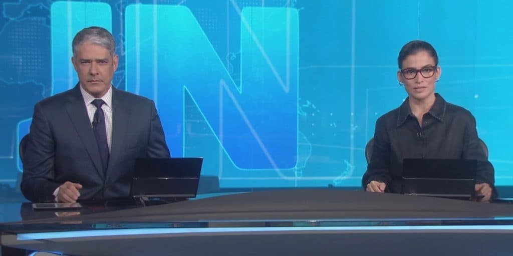 JN é paralisado às pressas, entra com Plantão de morte, promove choro e faz William Bonner se calar