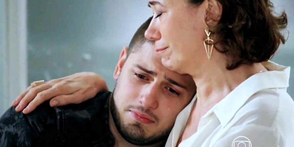 Império: Du é levada às pressas para emergência, entra em trabalho de parto e João Lucas se desespera com sentença médica: "Morte"