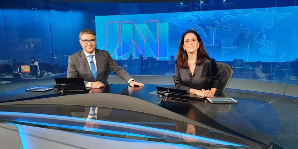Após reunião às pressas na Globo, William Bonner e Renata Vasconcellos são tirados do JN: “Ninguém esperava”