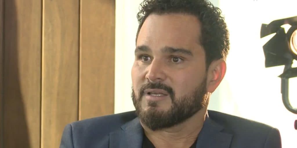 Luciano Camargo confirma que está com parceiro ao vivo na Globo e assume ao país: "Estamos juntos"