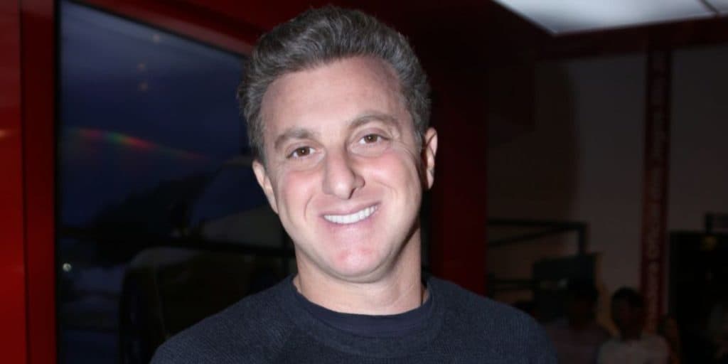 Após vídeo de Luciano Huck vazar, Globo decreta fim de programa e apresentador fica em choque com notícia: "Nervoso"