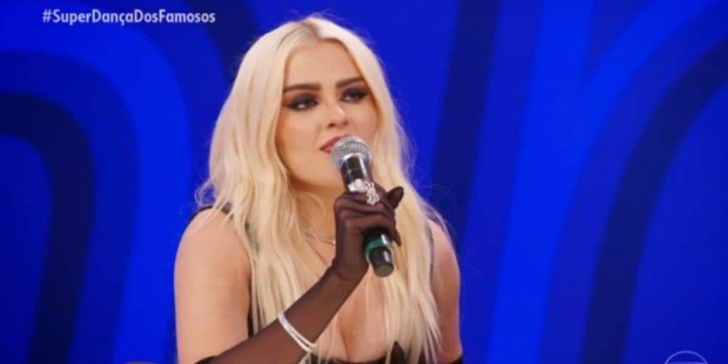 Luísa Sonza se vinga de Viviane Araújo no Super Dança e estraçalha: "Vivi me tirou do Dança em 2019"