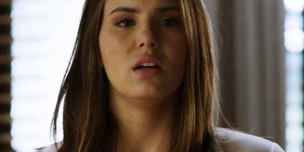 Pega Pega: Após ter segredo escancarado, Luiza é flagrada por Eric e cede a imposição