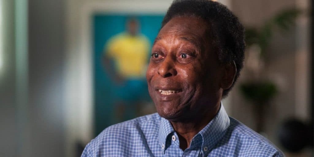 Urgente: Pelé perde a consciência aos 80, sofre desmaio e é internado às pressas, com ida à UTI confirmada